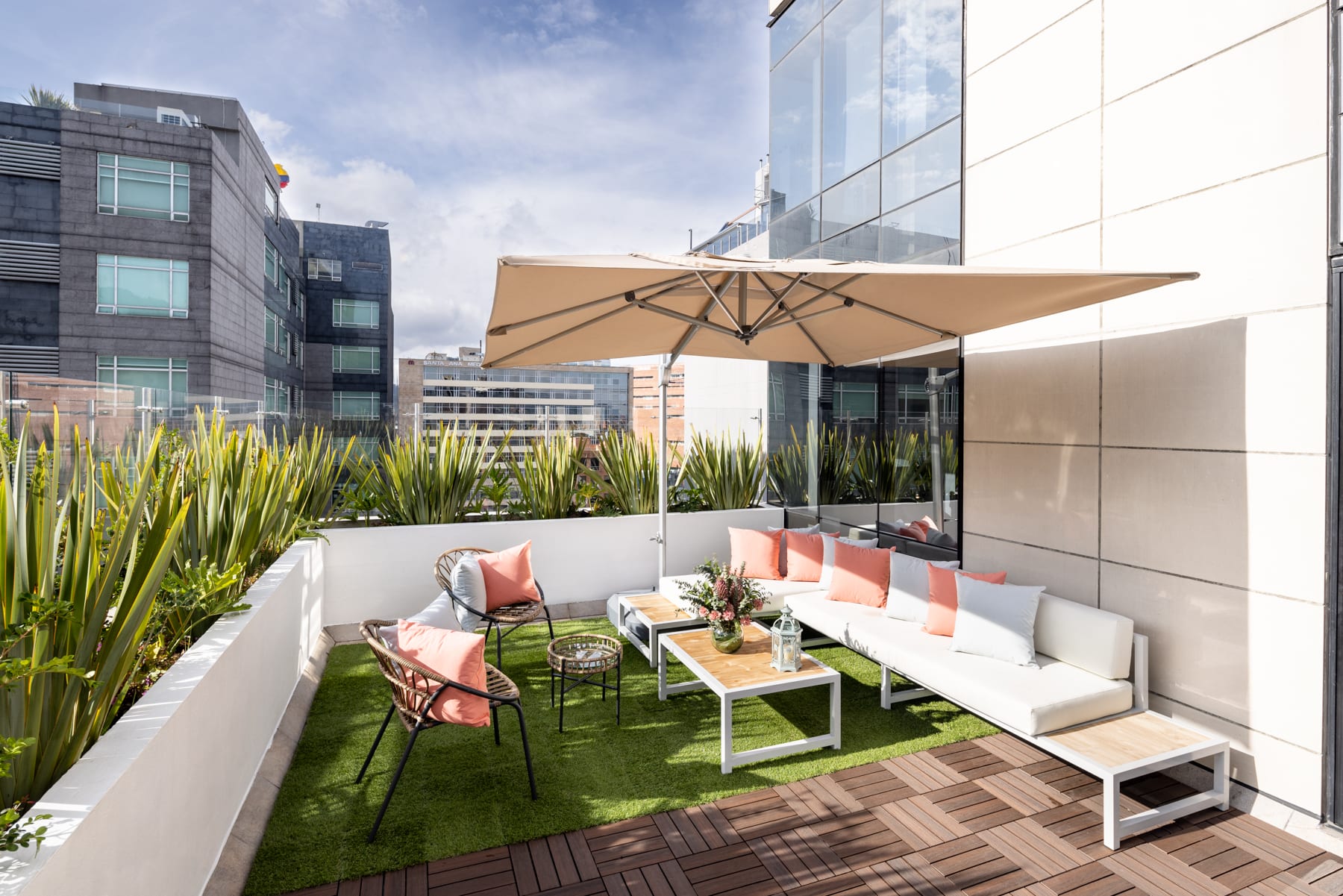 Terraza de IKI Skin Experts