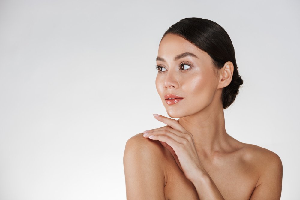 3 pasos para cuidar la piel del cuerpo (y por qué es tan importante como la del rostro)