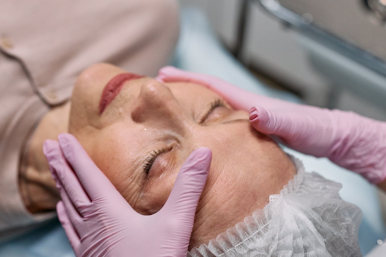 Treatment methods for facial sagging